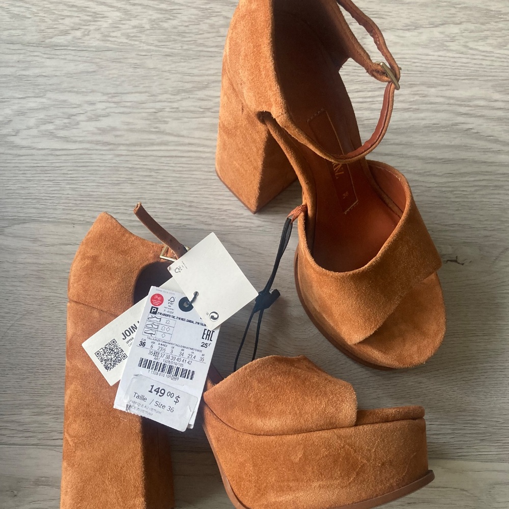 Zara Chunky Brown Suede Platform Sandals new with tags and bag